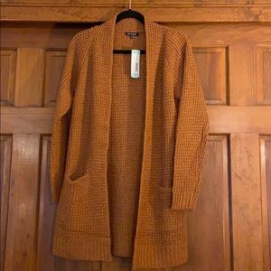 Nouri textured two pocket cardigan NWT Nouri textured two pocket cardigan NWT
